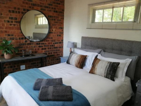 Bushbaby Cottage in Hartbeespoort
